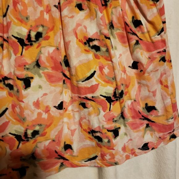 Style & Co Blouse Floral - Picture 2 of 3